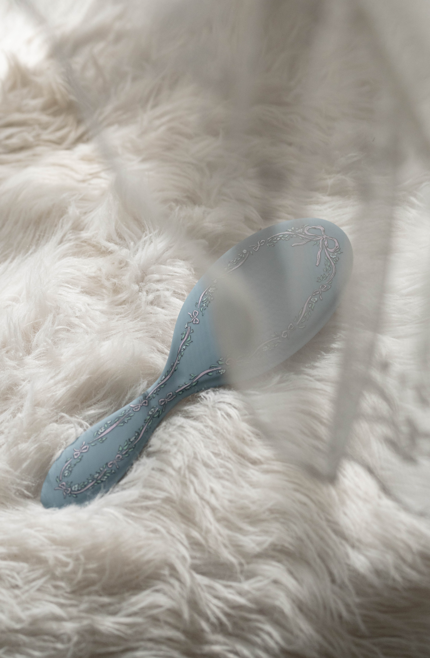 The Hunter Detangling Brush