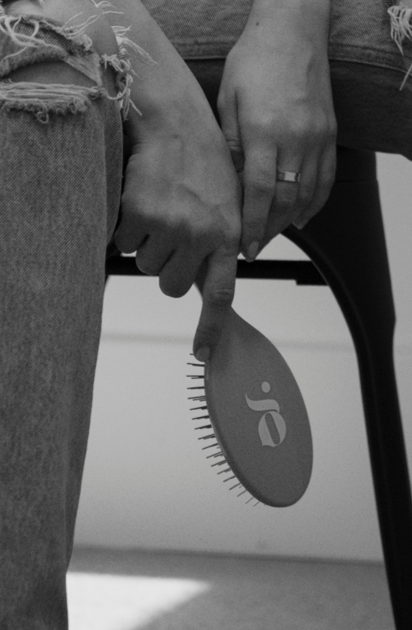 The Detangling Brush