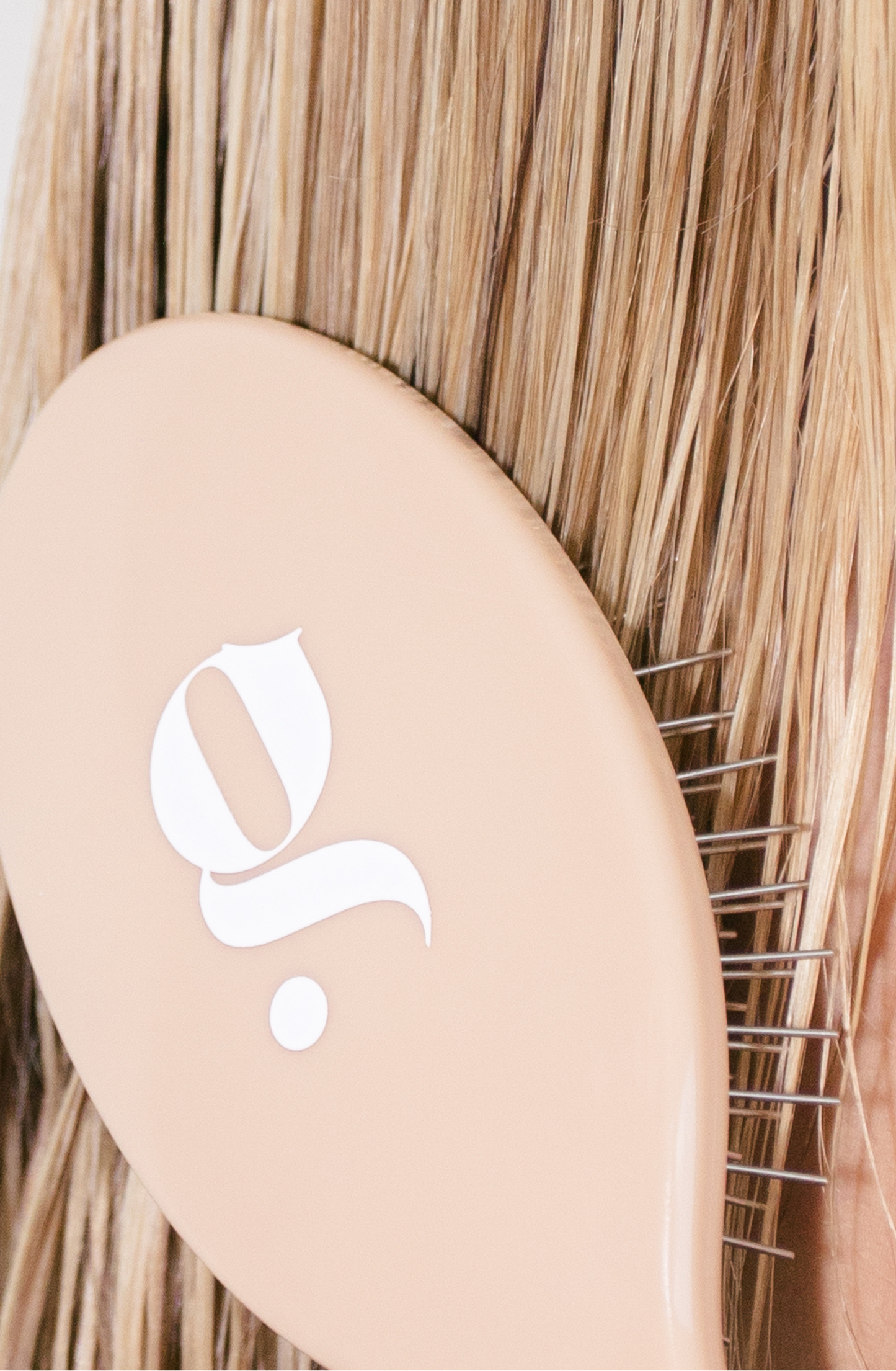 The Detangling Brush