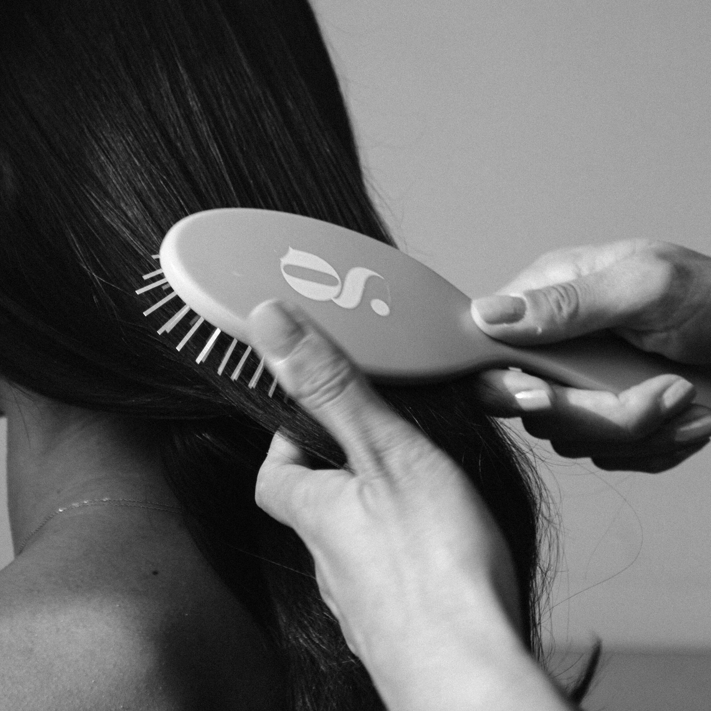 The Detangling Brush