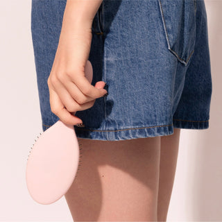 Glow Beauty pink brush detangling long hair